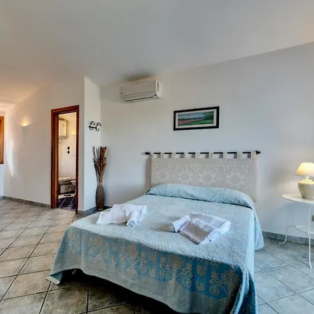 Con Piscina A Palau, A 150 Mt. Dal Mare Палау