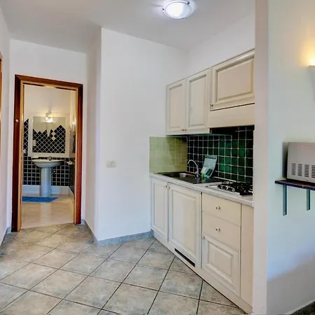 Апарт-отель Con Piscina A Palau, A 150 Mt. Dal Mare 4*