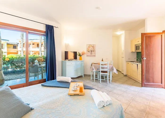 Aparthotel Con Piscina A Palau, A 150 Mt. Dal Mare 4*