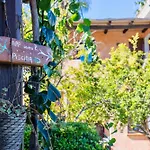 Village Apartahotel 3*