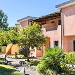 Village 3* Palau