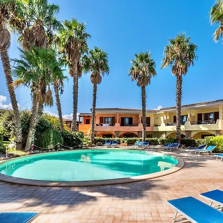 Village Apartahotel
